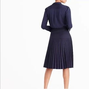 St John Basics Drop waist Pleated Skirt